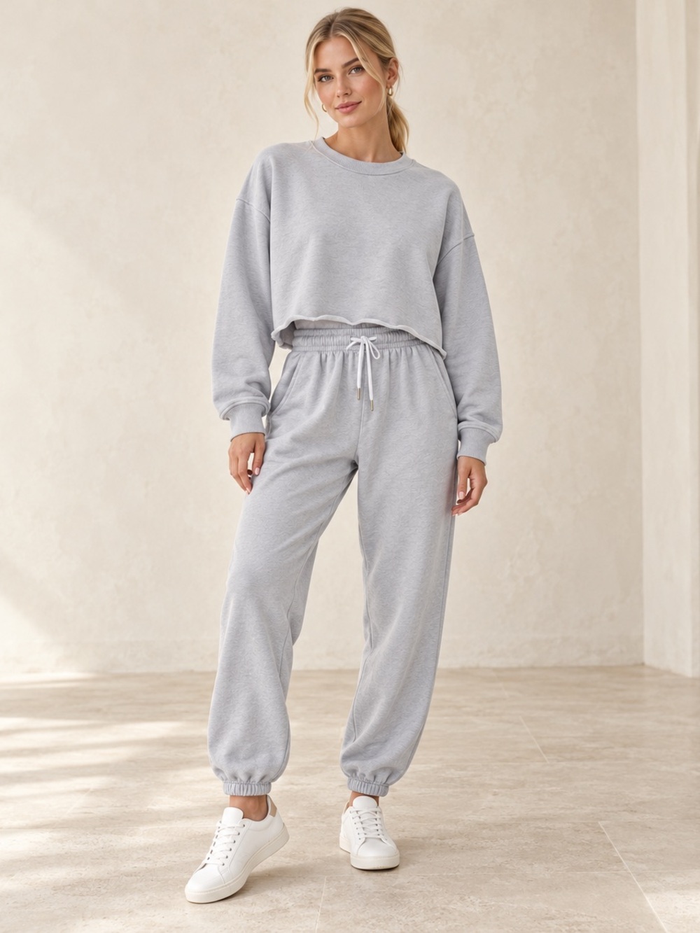 WeWoreWhat Gray Cropped Sweatshirt & Jogger Set L/M